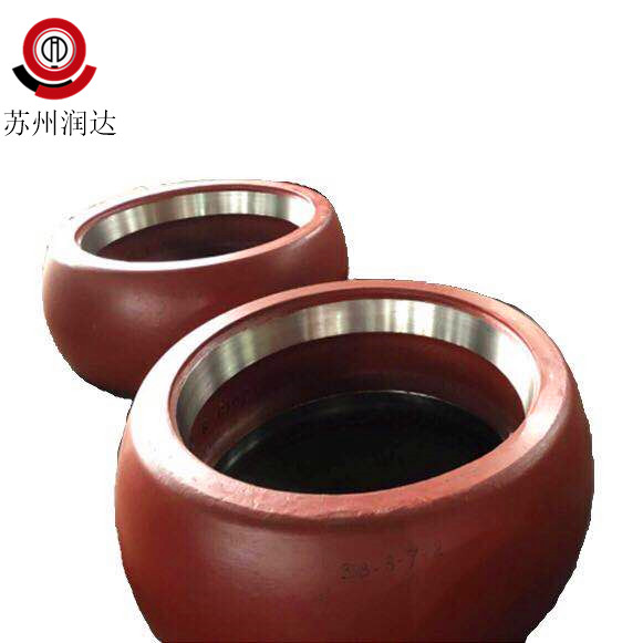 高鉻鑄鐵耐磨輥套生產(chǎn)的難點(diǎn)是什么？